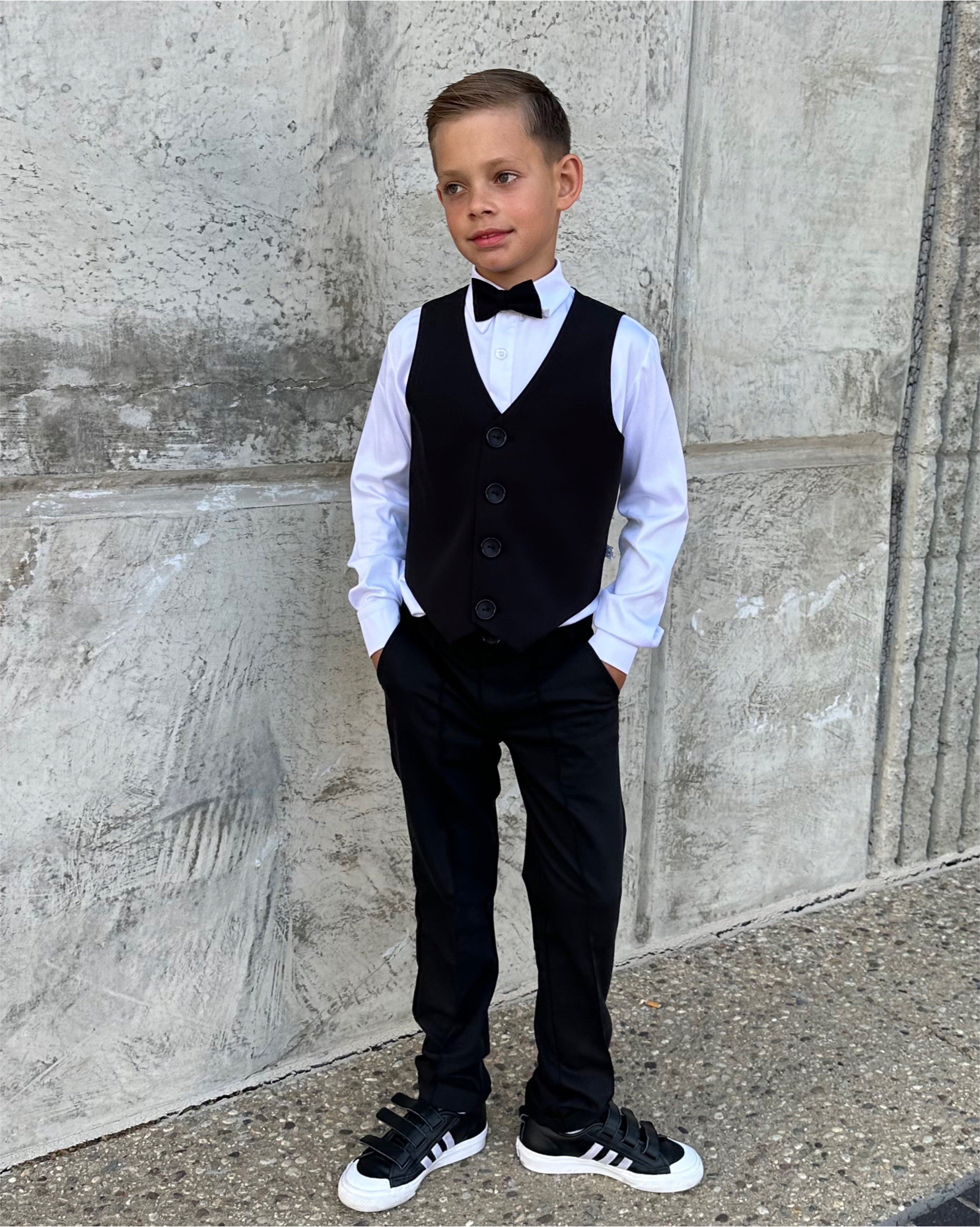 Boys 4 piece bow tie suit Grey – Occasionwear for Kids